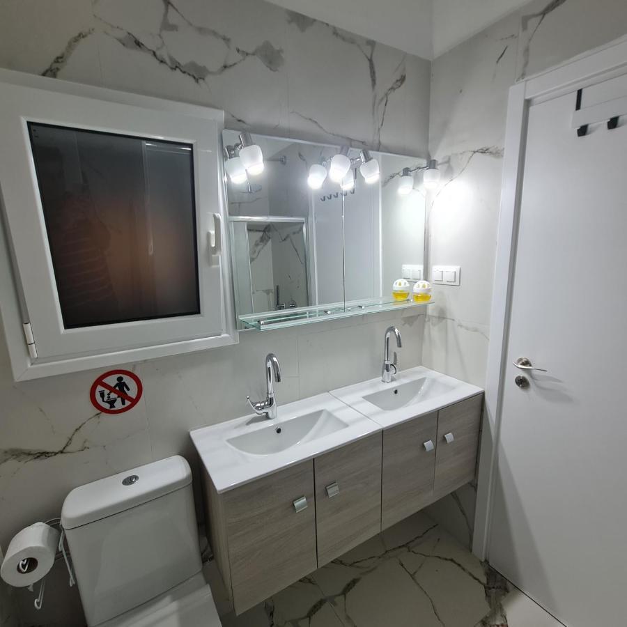 Full Apartment Near Kato Patissia 아테네 외부 사진