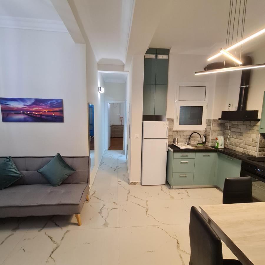Full Apartment Near Kato Patissia 아테네 외부 사진
